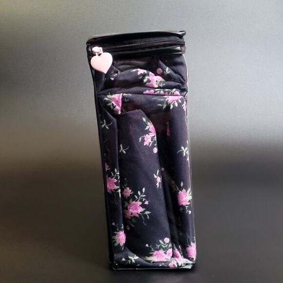 Betsey Johnson Flower Dreams Microfiber Black Pink Floral Print Queen Sheets NEW - Picture 4 of 8